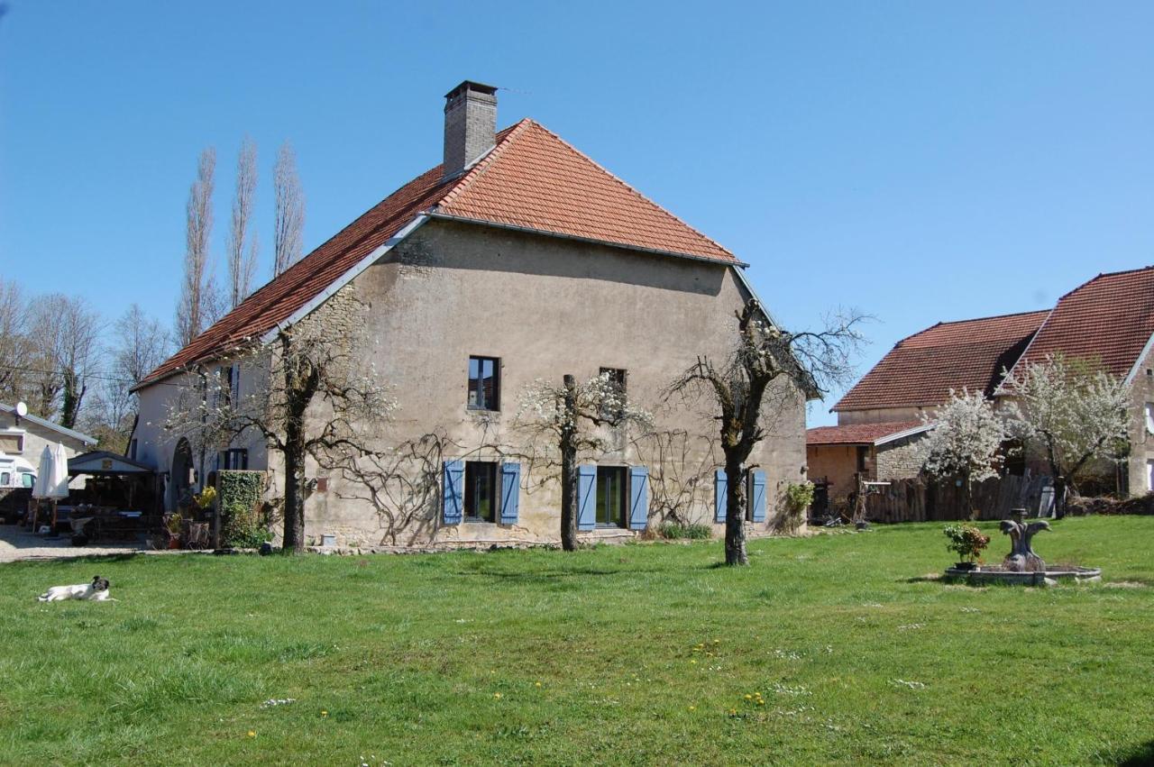 Chambre D'Hotes Juste-Confortable Fleurey-les-Lavoncourt エクステリア 写真