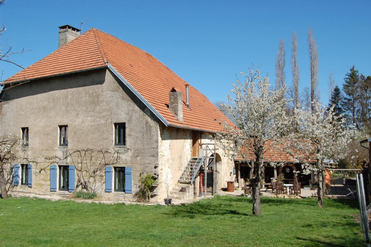 Chambre D'Hotes Juste-Confortable Fleurey-les-Lavoncourt エクステリア 写真