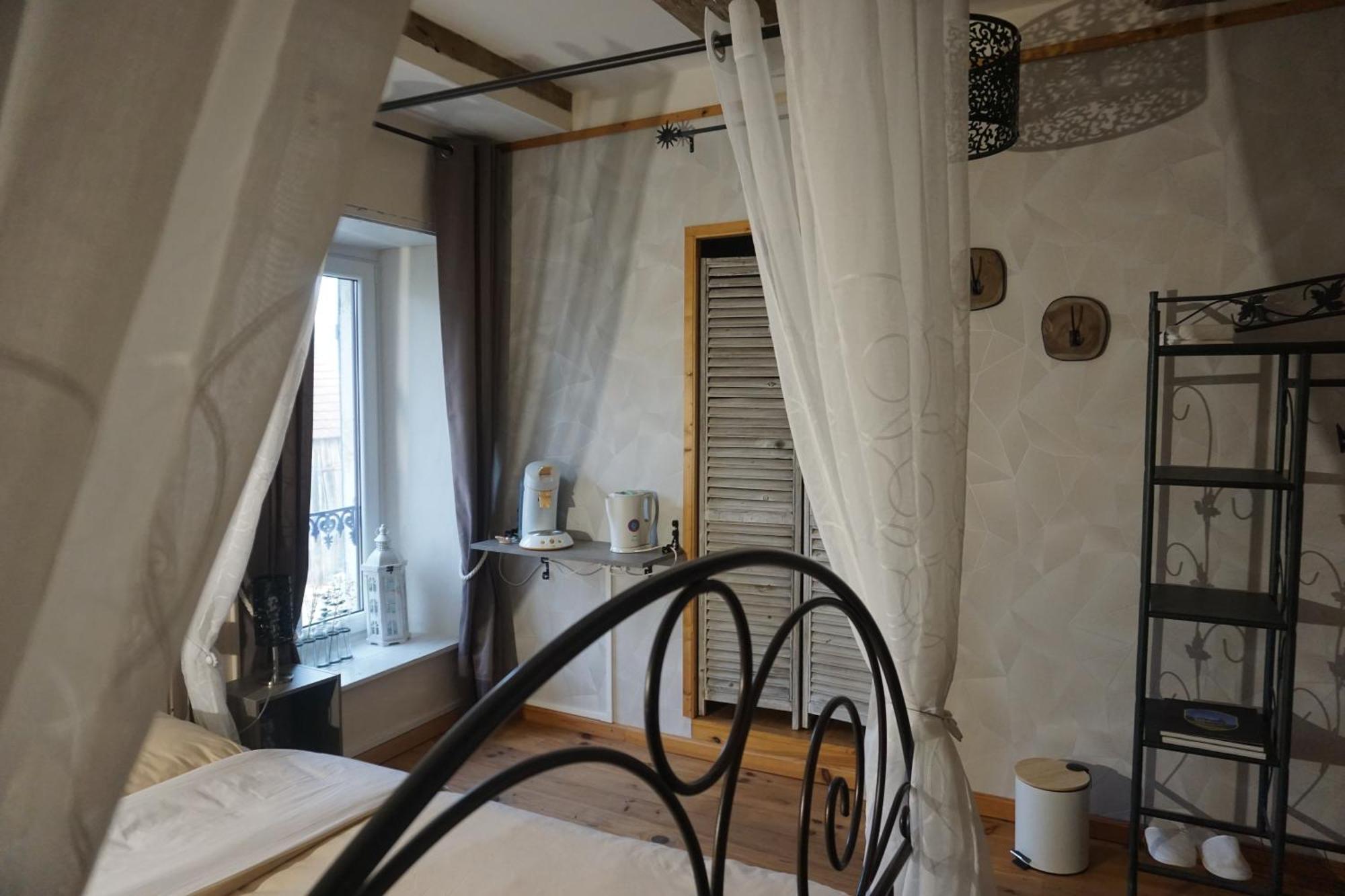 Chambre D'Hotes Juste-Confortable Fleurey-les-Lavoncourt エクステリア 写真