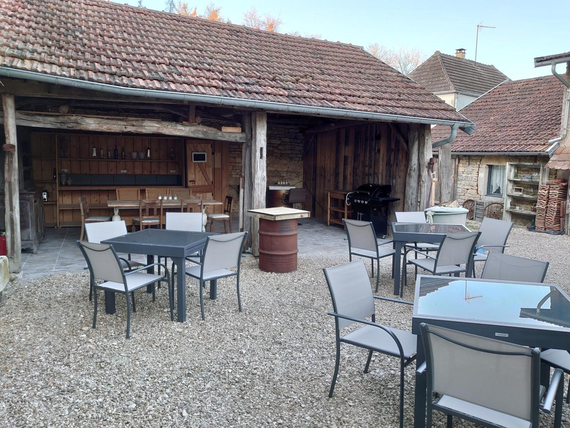 Chambre D'Hotes Juste-Confortable Fleurey-les-Lavoncourt エクステリア 写真