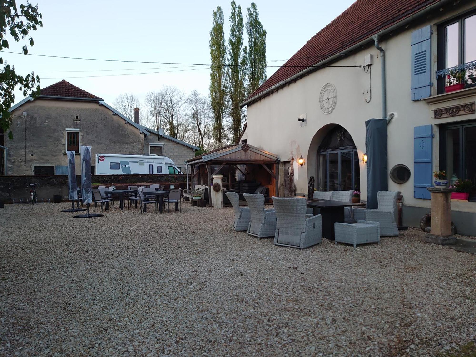 Chambre D'Hotes Juste-Confortable Fleurey-les-Lavoncourt エクステリア 写真